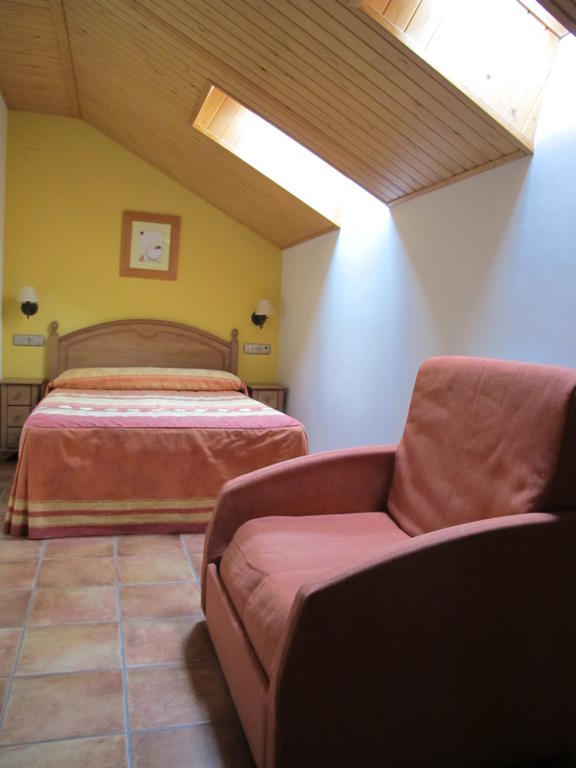 Apartamentos Casa Espanol Broto Pokój zdjęcie
